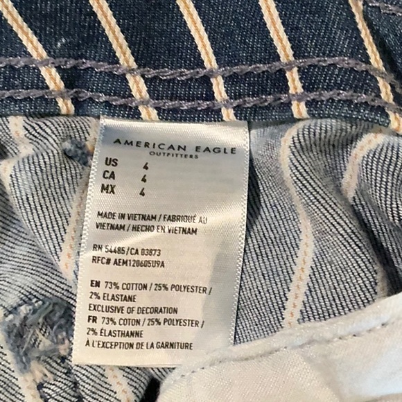 American Eagle Outfitters High Waist Blue and White Plaid Shorts - Picture 3 of 4